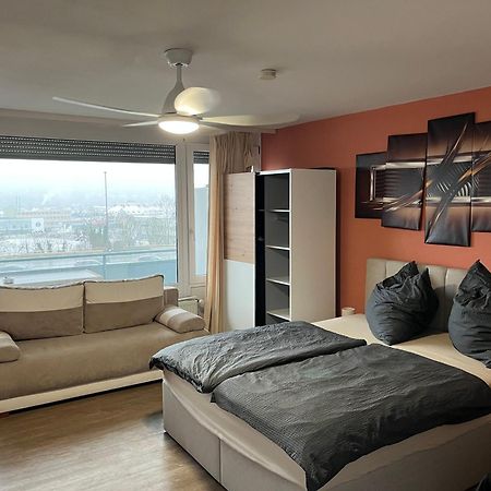 Schoenes Apartment Mit Festungsblick - Free Parking - Wurtzbourg Extérieur photo